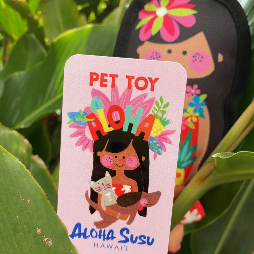 ALOHA SUSU doll and pet toy